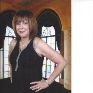 Meet your Posher, Carla